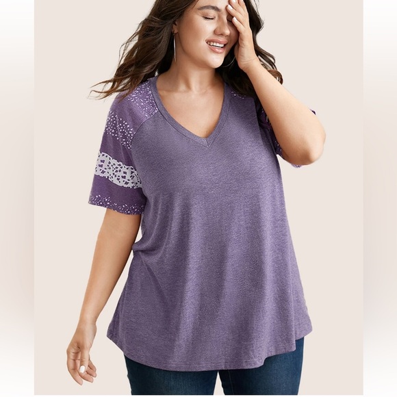 BloomChic Plus size 2XL Ditsy Floral Colorblock Contrast Raglan Sleeve T-shirt - Picture 3 of 5